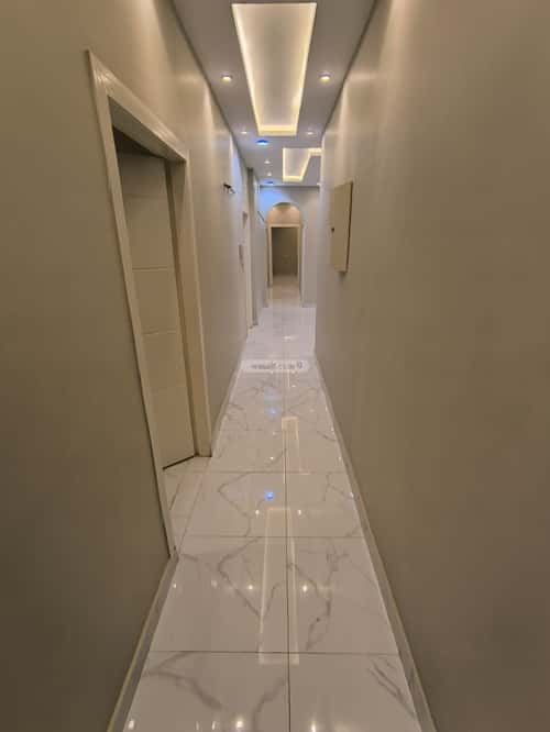 6 bedroom apartment in Umm Al Silm 5