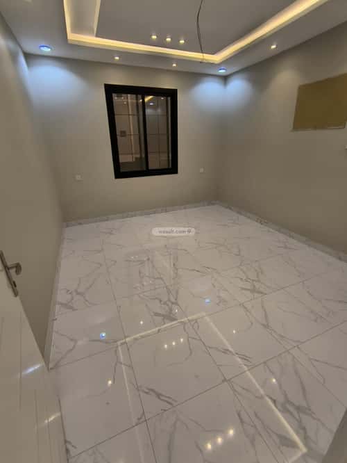 6 bedroom apartment in Umm Al Silm 17