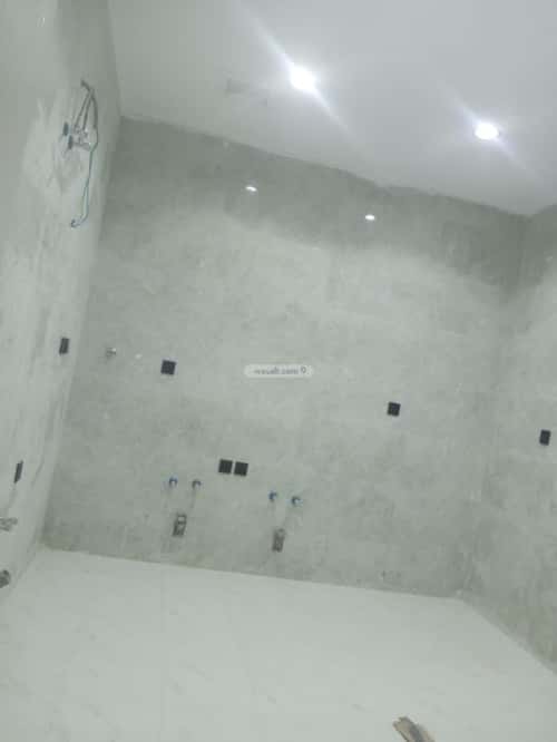 5 bedroom apartment in Al Rughamah 9