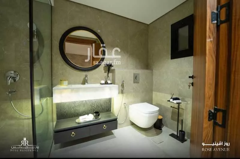 5 bedroom villa in Al Aridh, Riyadh 9