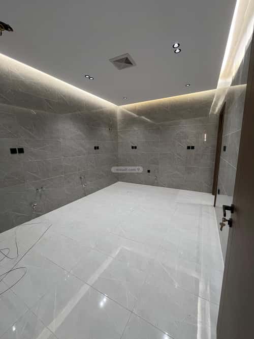 4 bedroom apartment in Al Rawdah 4