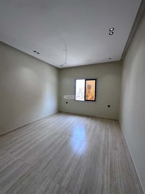 4 bedroom apartment in Al Rawdah 1