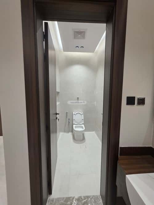 3 bedroom apartment in Al Salamah 5