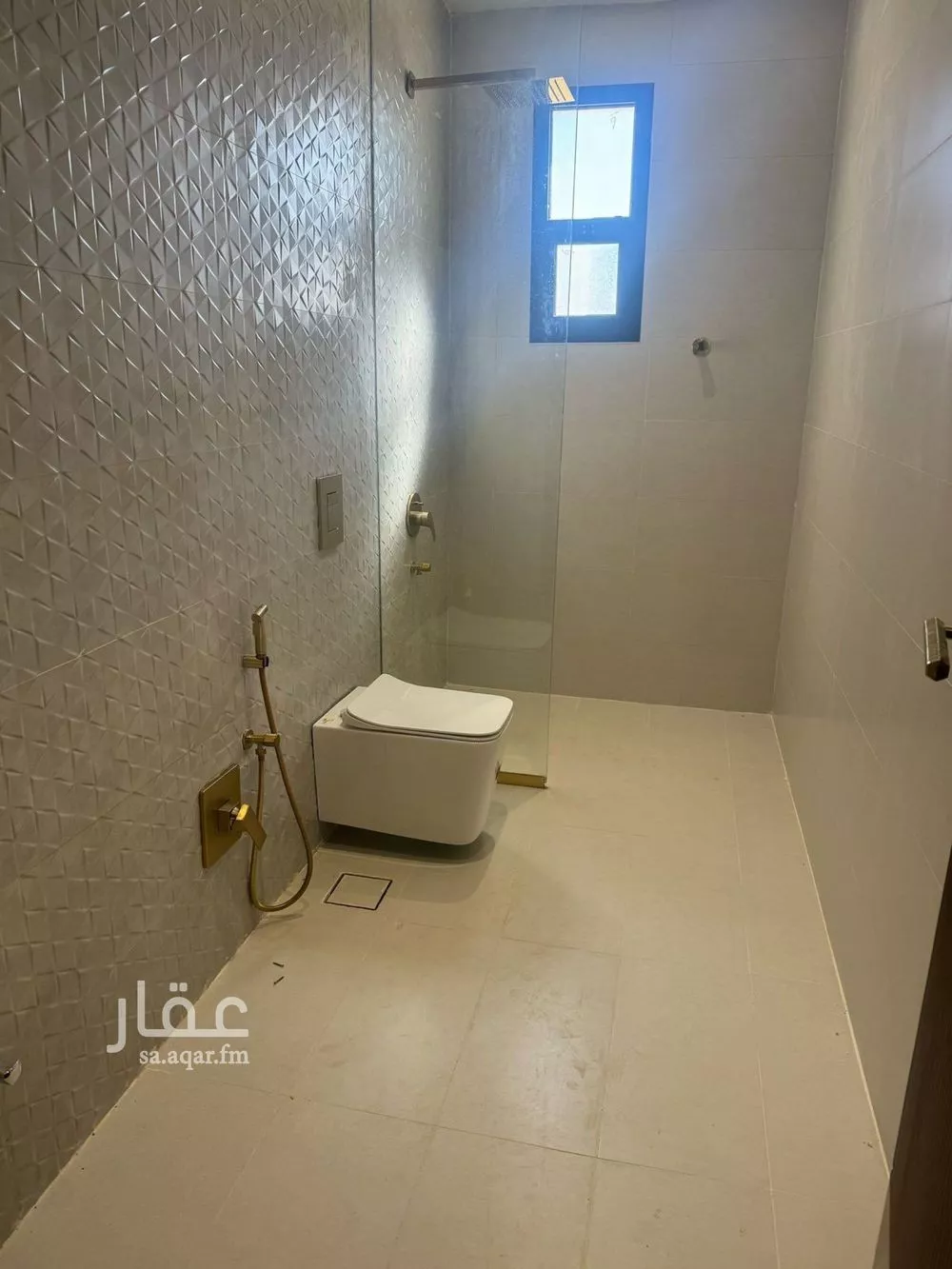 6 bedroom villa in Dahiat Namar 10