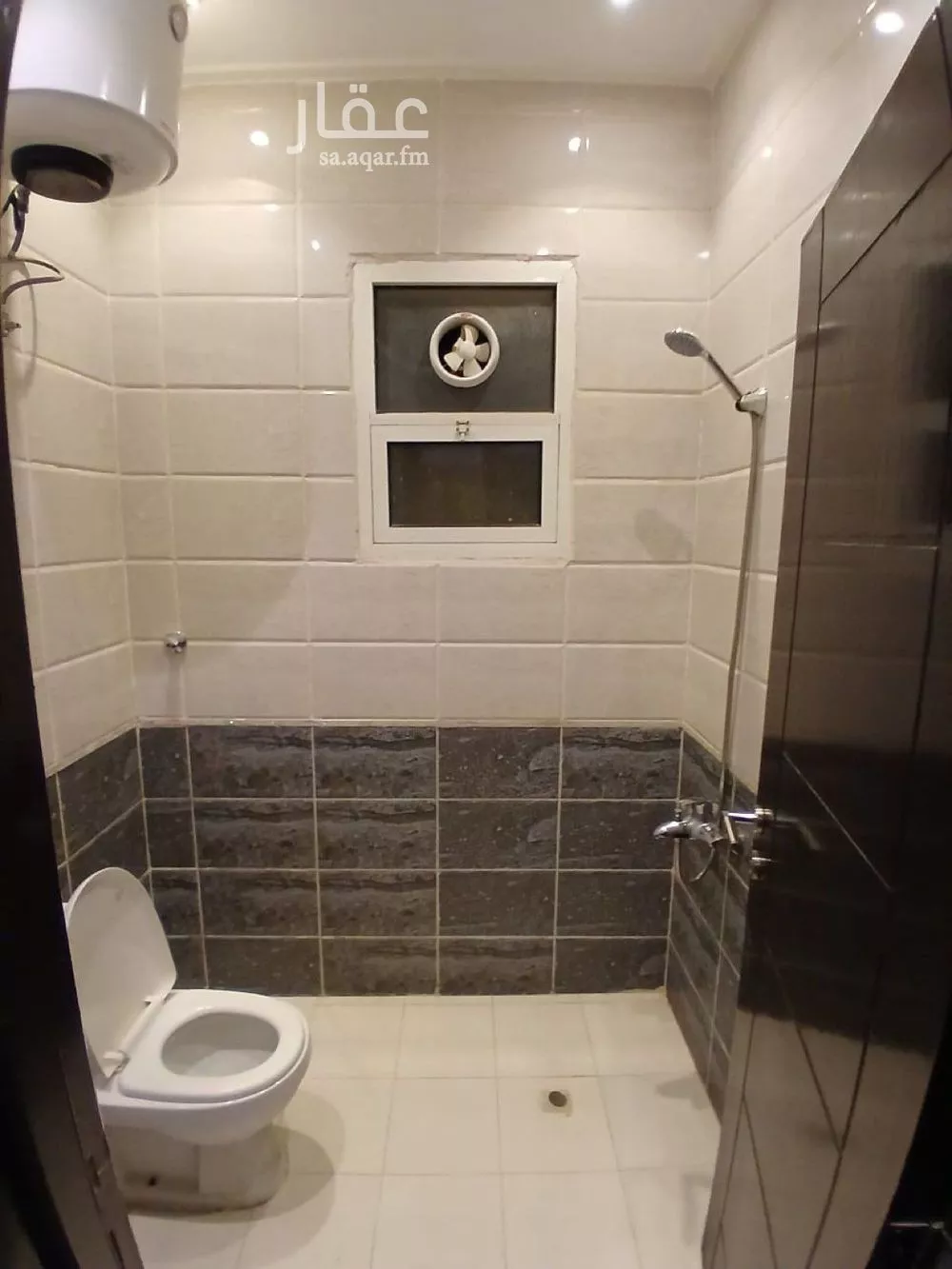 4 bedroom floor in Al Aridh 7