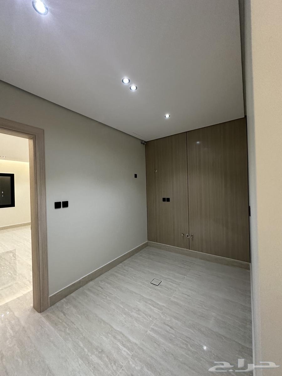 8 bedroom villa in Qurtubah, Eastern Province 5
