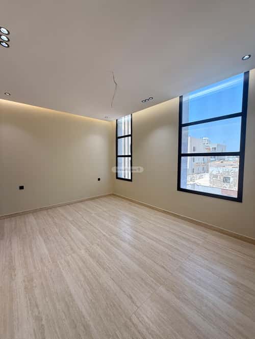 4 bedroom apartment in Al Rawdah 1