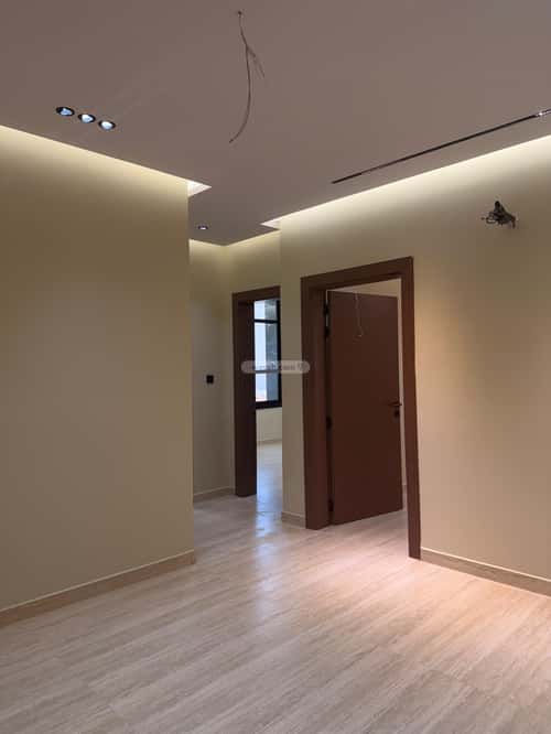 4 bedroom apartment in Al Rawdah 8