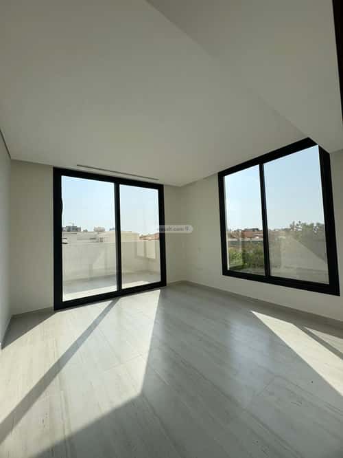 10 bedroom villa in Al Shati 1