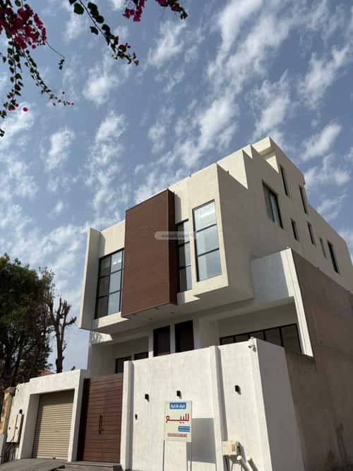 10 bedroom villa in Al Shati 3