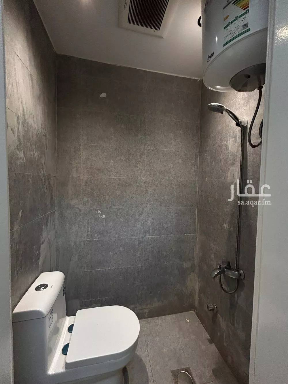 1 bedroom apartment in Al Hazm 7