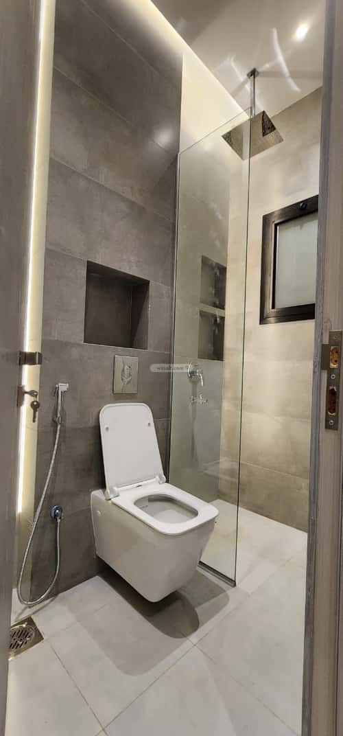 4 bedroom apartment in Al Safaa 1