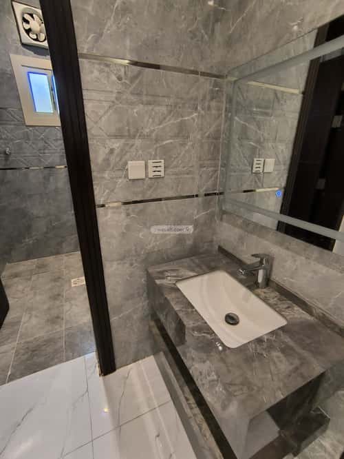 5 bedroom villa in Jeddah 3