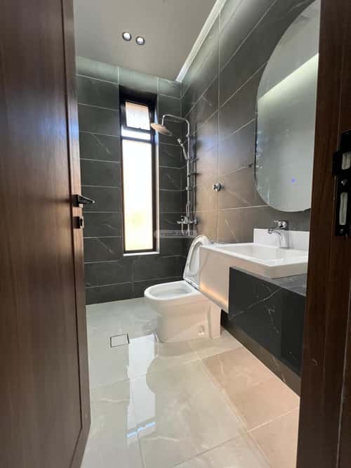 4 bedroom apartment in Al Rawdah 4