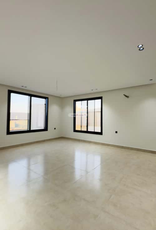 4 bedroom apartment in Al Rawdah 9