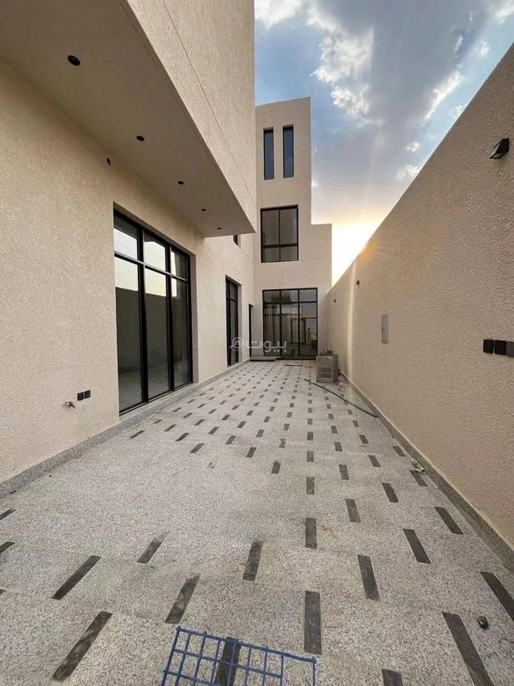 5 bedroom villa in Al Mahdiyyah, Riyadh 2