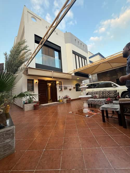 6 bedroom villa in Taibah 3