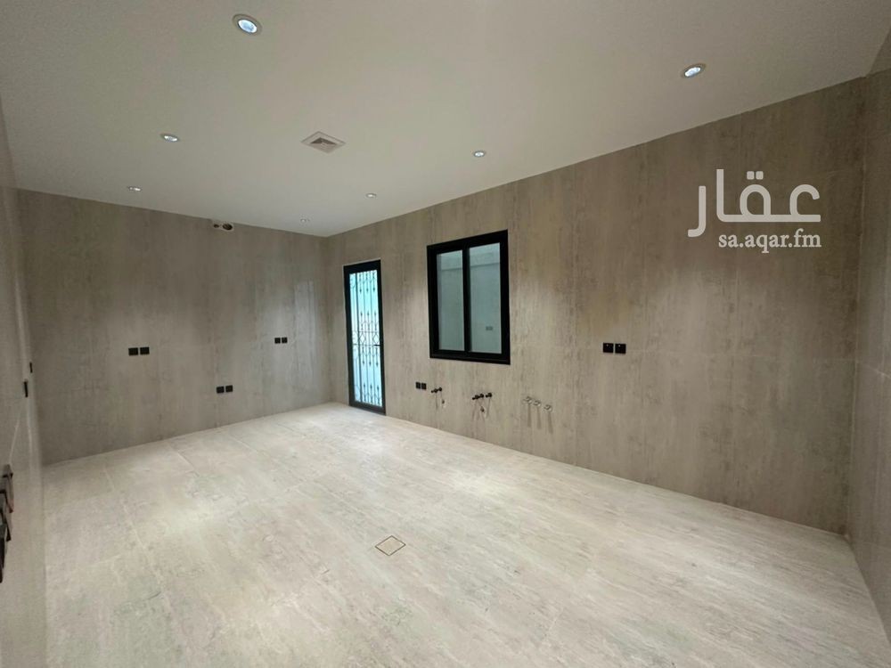 4 bedroom villa in Al Amwaj, Eastern Province 3