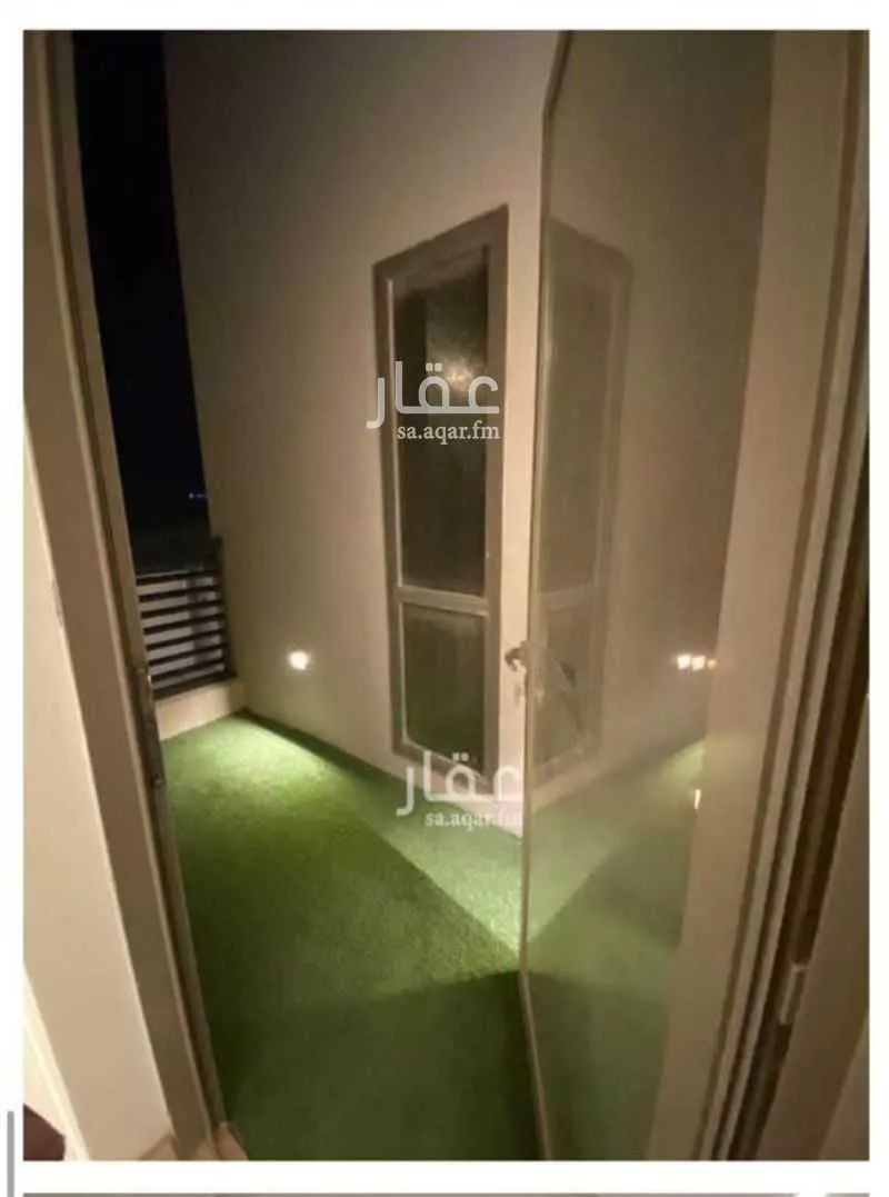 فيلا 5 غرف في عكاظ 18