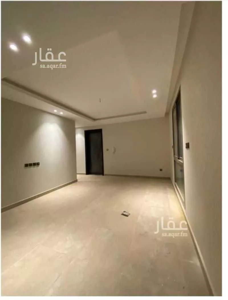 فيلا 5 غرف في عكاظ 6