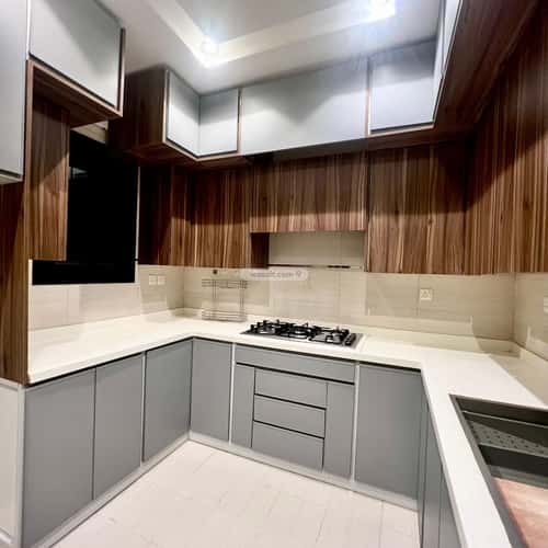 4 bedroom apartment in Al Marwa 2