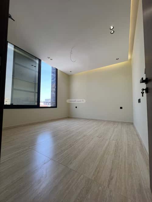 4 bedroom apartment in Al Rawdah 11