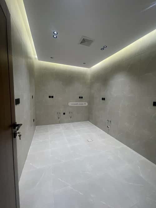 4 bedroom apartment in Al Rawdah 4