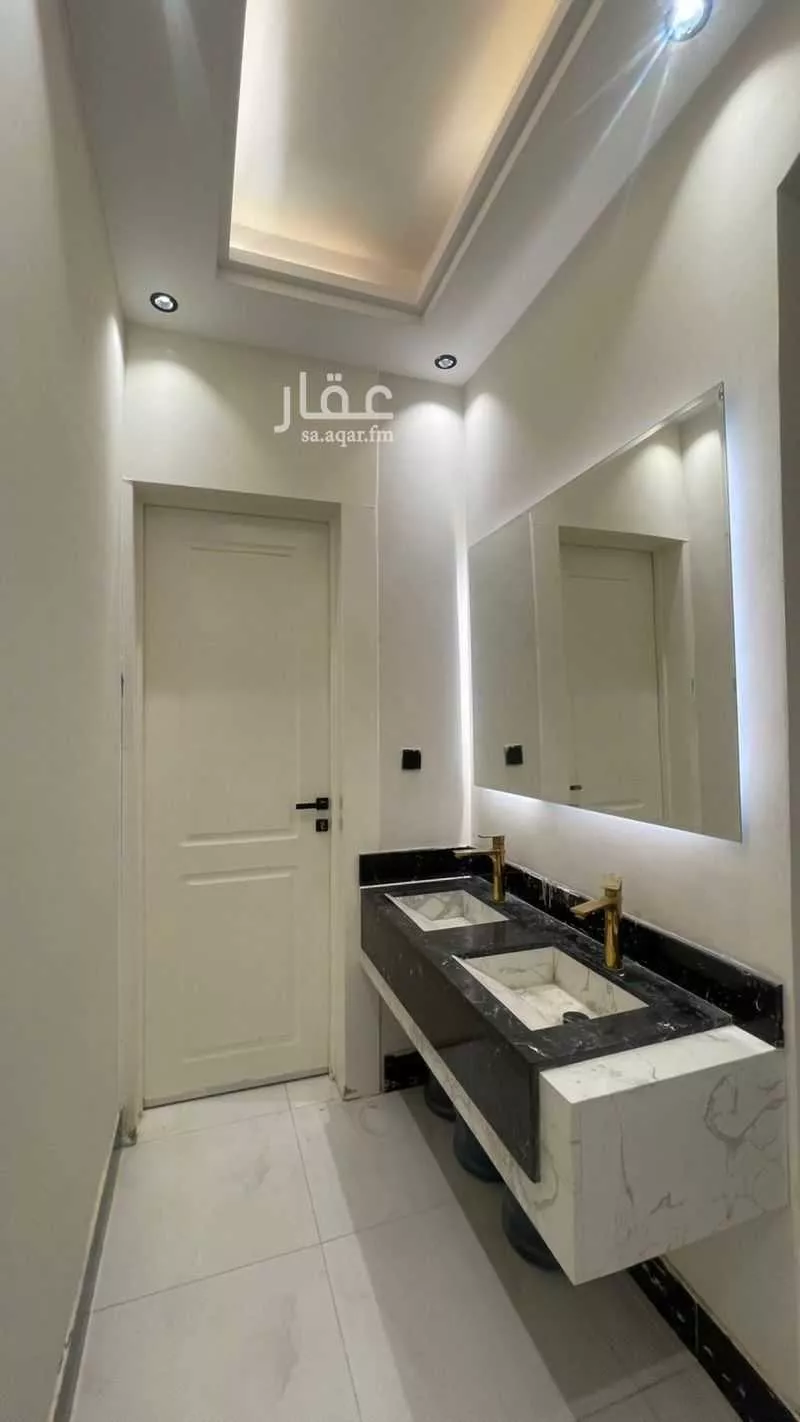 5 bedroom apartment in Tuwaiq, Riyadh 4