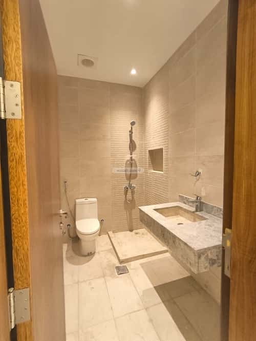 8 bedroom villa in Al Falah 1