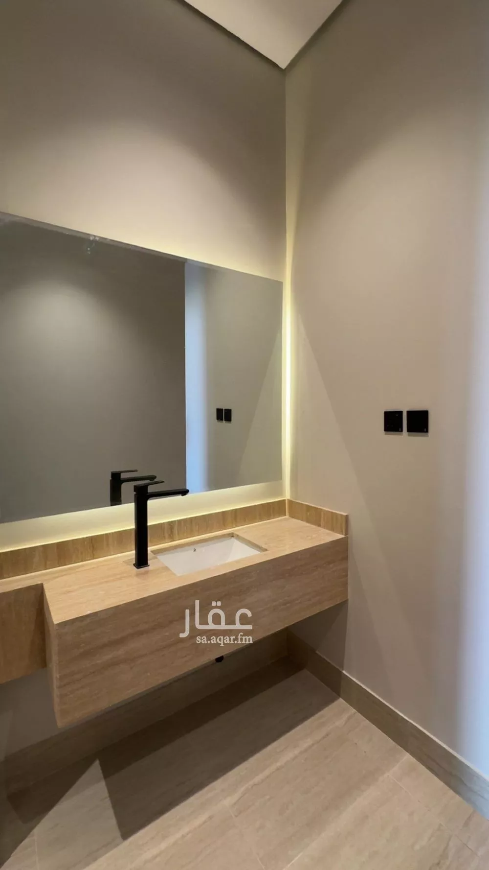 3 bedroom apartment in Al Rimal 8