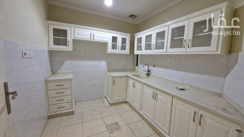 2 bedroom apartment in Al Qashlah, Eastern Province 2