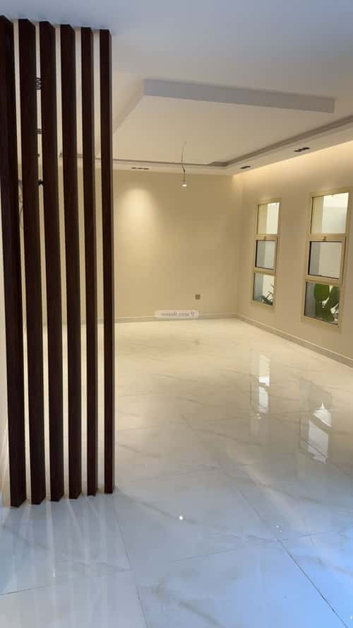 9 bedroom villa in Az Zomorod 3