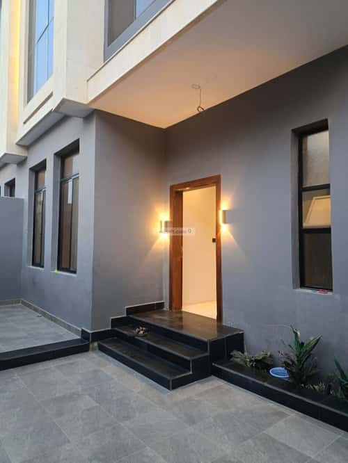 9 bedroom villa in Al Yaqout 4