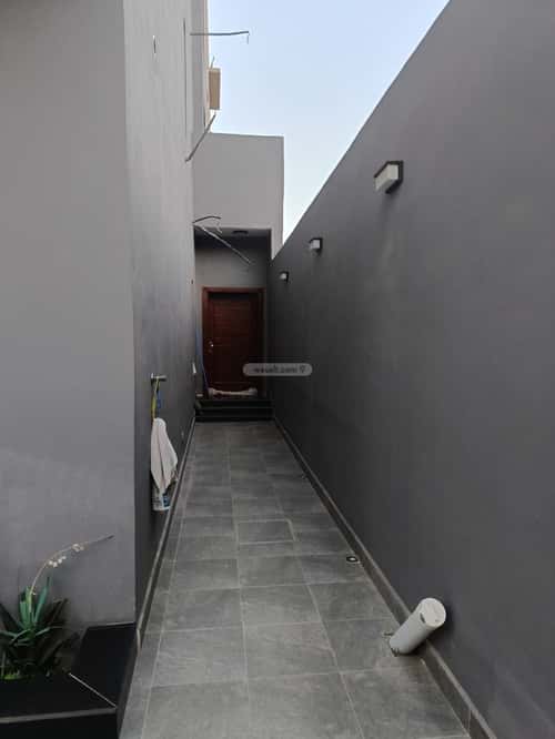 9 bedroom villa in Al Yaqout 7