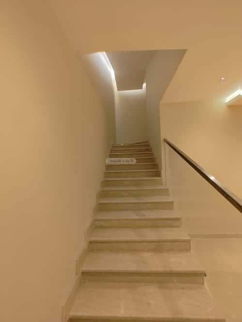 8 bedroom villa in Al Yaqout 5