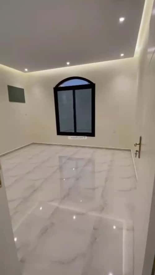 4 bedroom apartment in Al Safaa 7