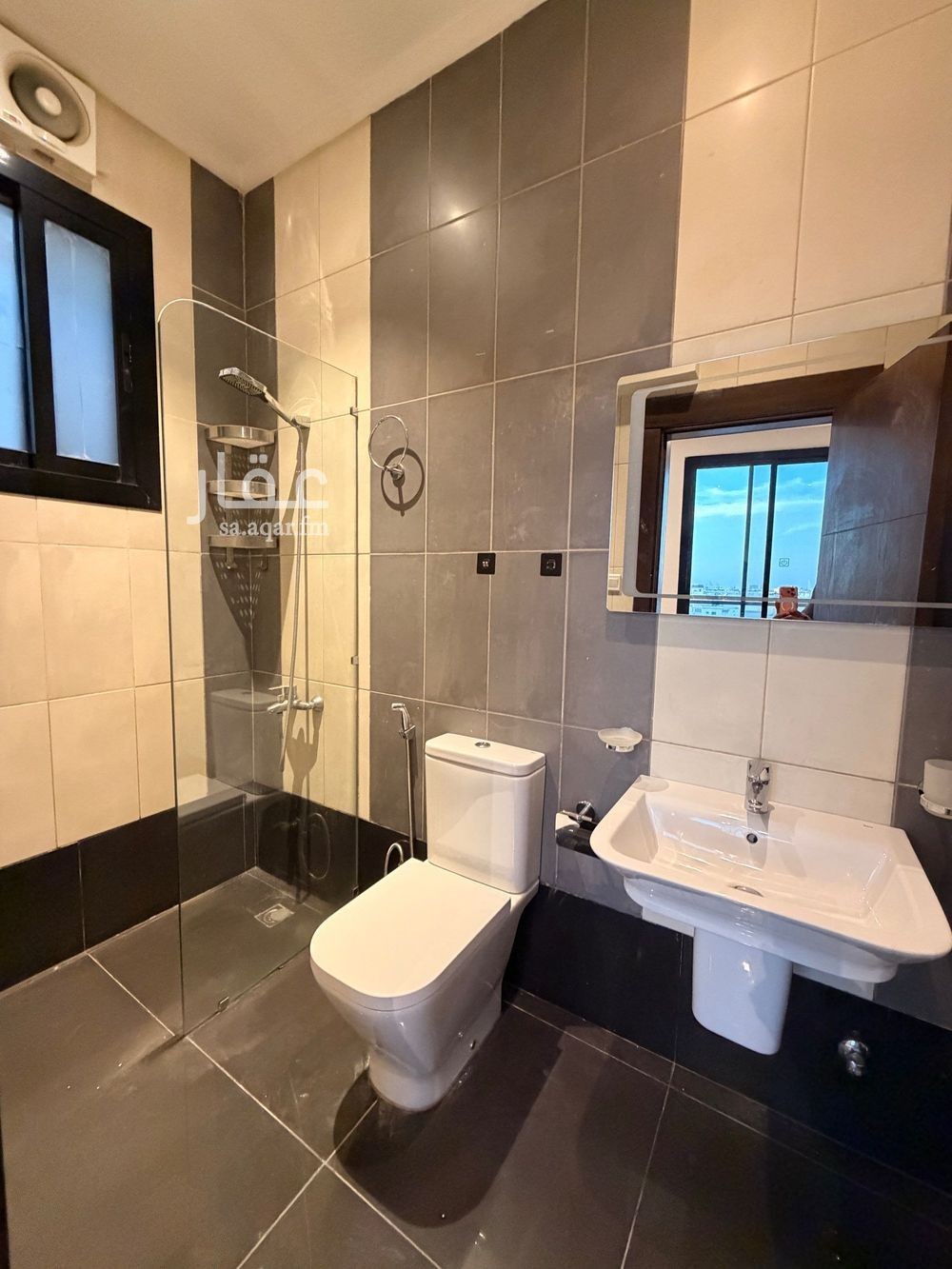 2 bedroom apartment in Al Zahra, Jeddah 13