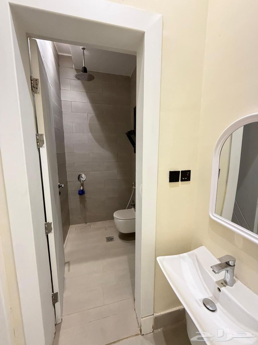 7 bedroom apartment in Al Yarmouk, Riyadh 16