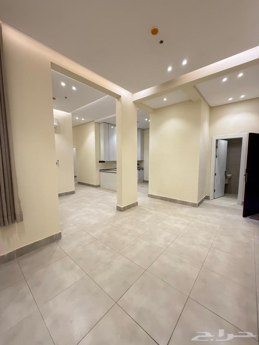 7 bedroom apartment in Al Yarmouk, Riyadh 17