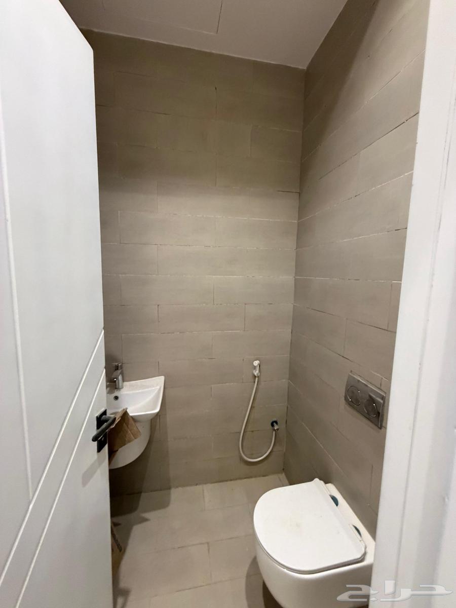 7 bedroom apartment in Al Yarmouk, Riyadh 7