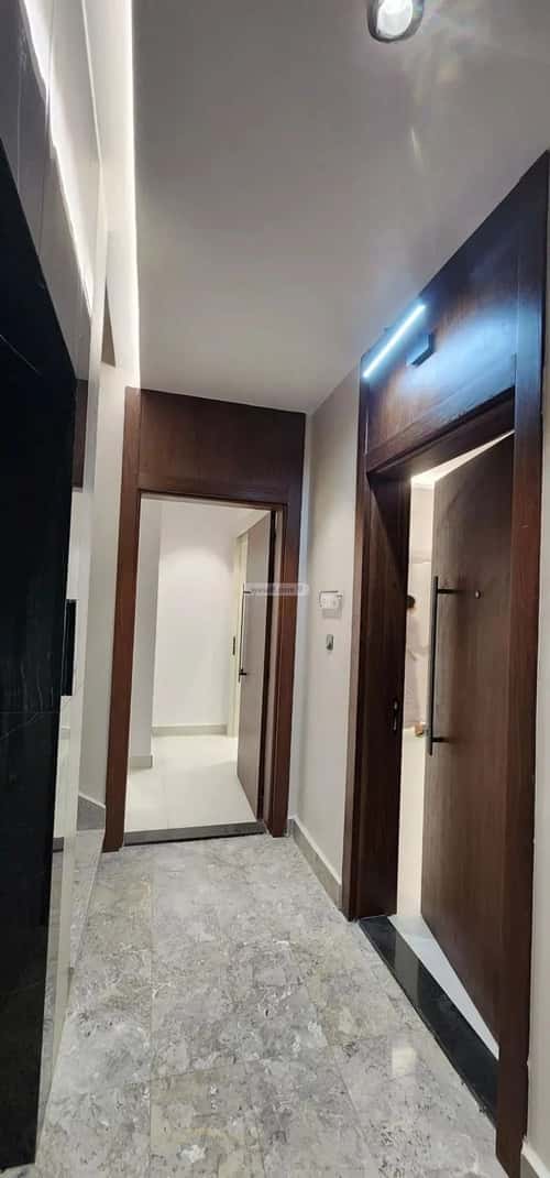 5 bedroom apartment in Al Safaa, Jeddah 7
