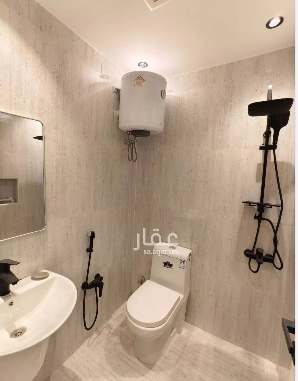 1 bedroom apartment in Al Malqa 6