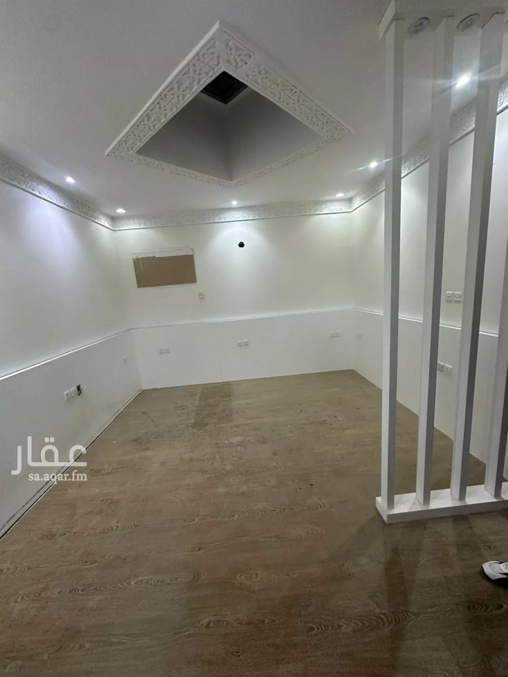 3 bedroom floor in Al Yarmouk 5