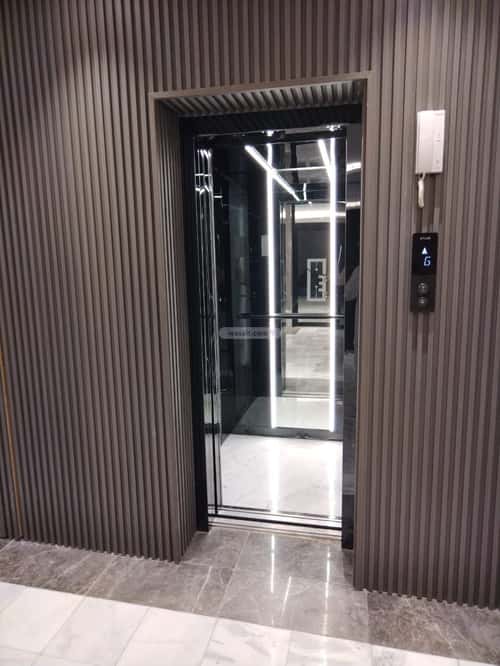 4 bedroom apartment in Al Safaa 8