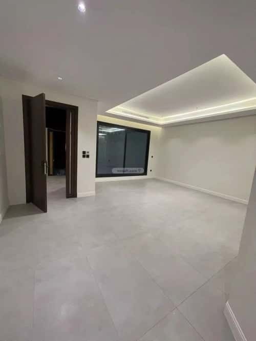 6 bedroom villa in Al Yaqout 2
