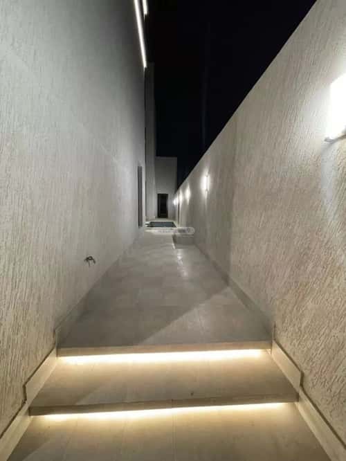6 bedroom villa in Al Yaqout 3