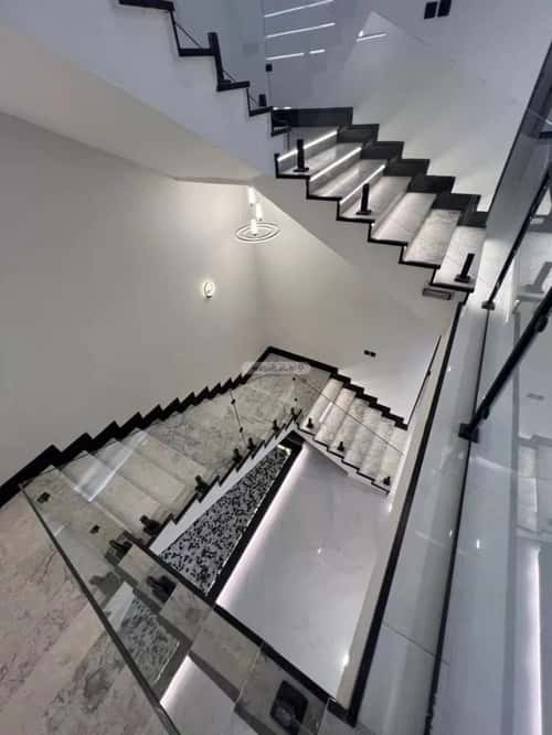 5 bedroom villa in Al Shiraa 2