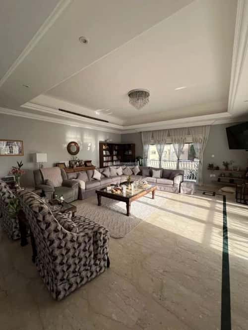 7 bedroom villa in Al Shati 5
