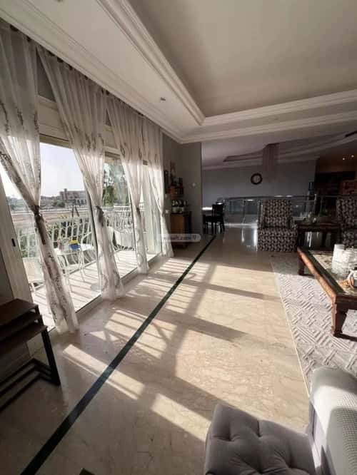 7 bedroom villa in Al Shati 6
