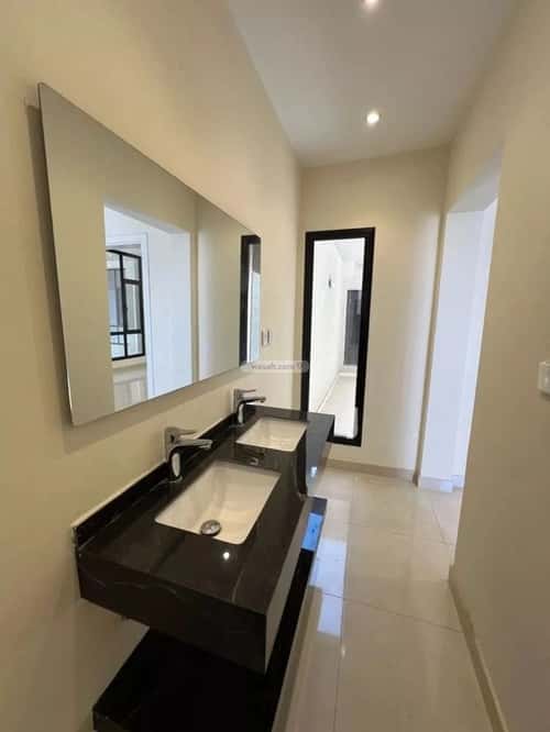 6 bedroom villa in Al Yaqout 3